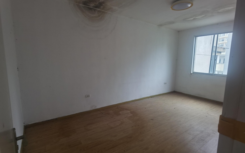 （降價(jià)）護(hù)國路153號(hào)3單元8層22號(hào)住宅轉(zhuǎn)讓（持有方：貴州省機(jī)關(guān)事務(wù)管理局國有資產(chǎn)管理服務(wù)中心）(二次掛牌)